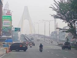 3.048 Hotspot Terdeteksi di Sumatera, Riau Masih Bergulat dengan Asap Tebal